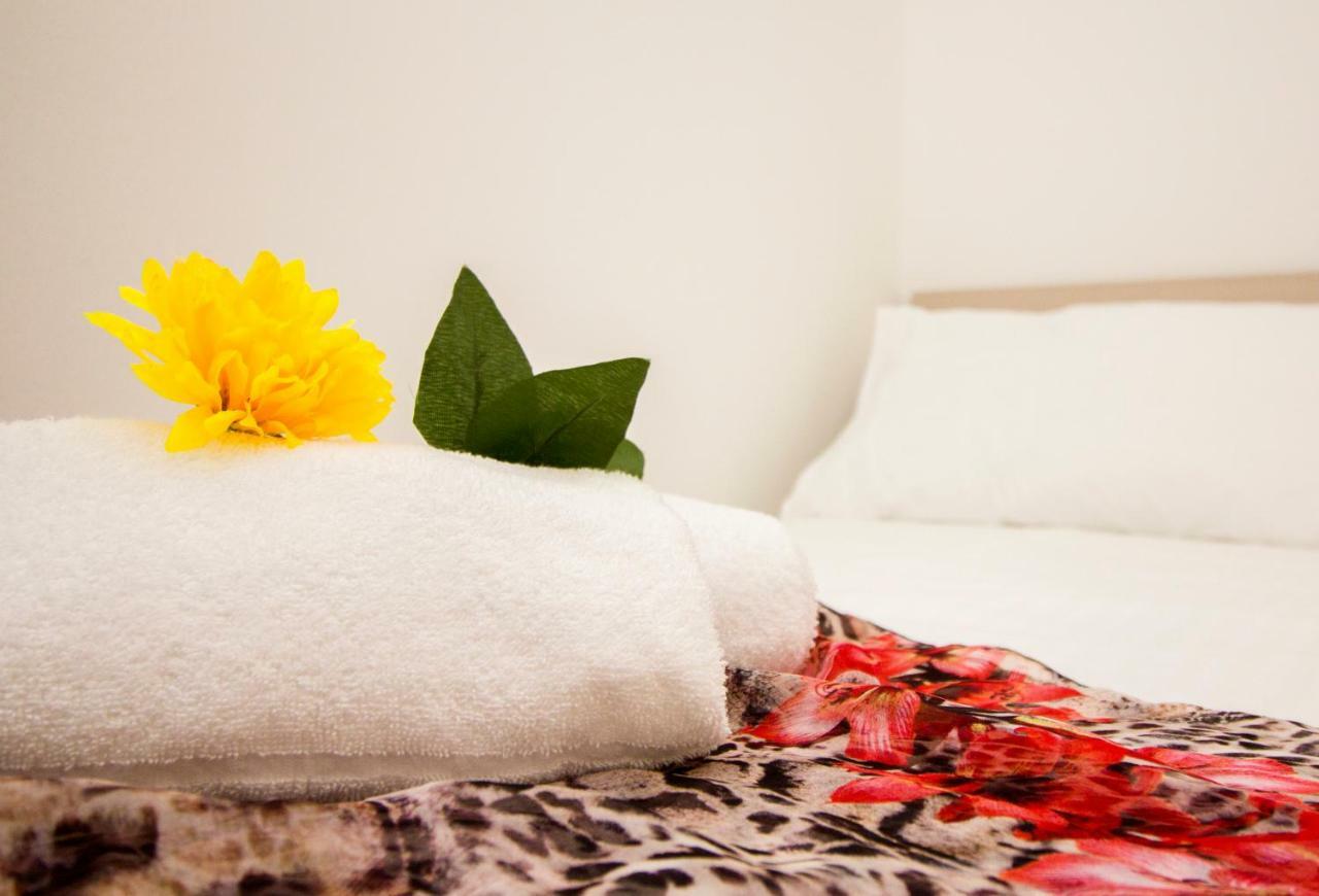 Innpisarentals - Charming Countryside Apartment Madonna dell'Acqua Ngoại thất bức ảnh