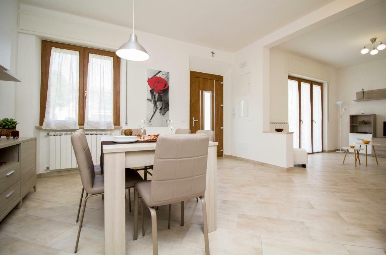 Innpisarentals - Charming Countryside Apartment Madonna dell'Acqua Ngoại thất bức ảnh